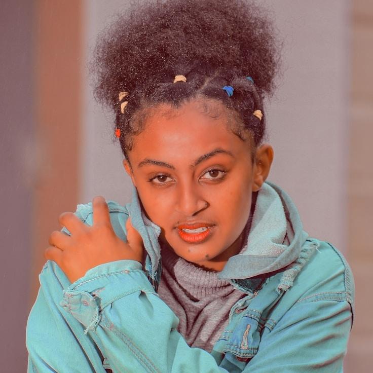 Sophie van Dijk - Founder of HumbleRidgePaper